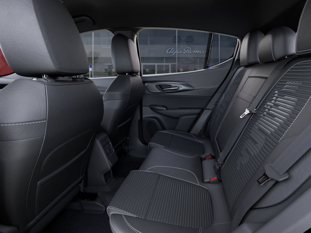 New 2025 Alfa Romeo Tonale AWD/4WD image 23