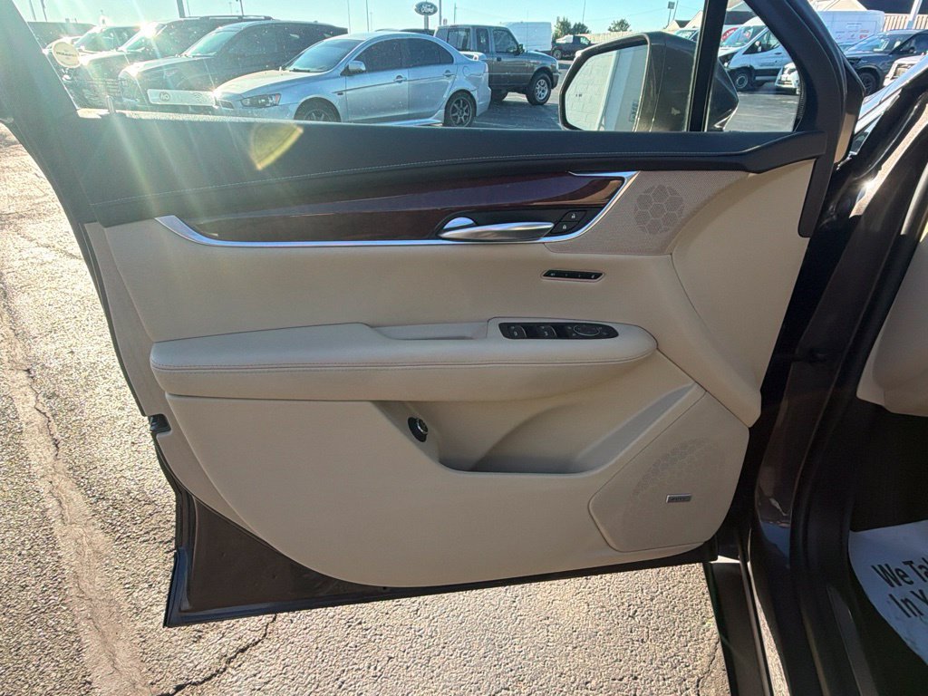 Used 2019 Cadillac XT5 Luxury AWD/4WD image 28