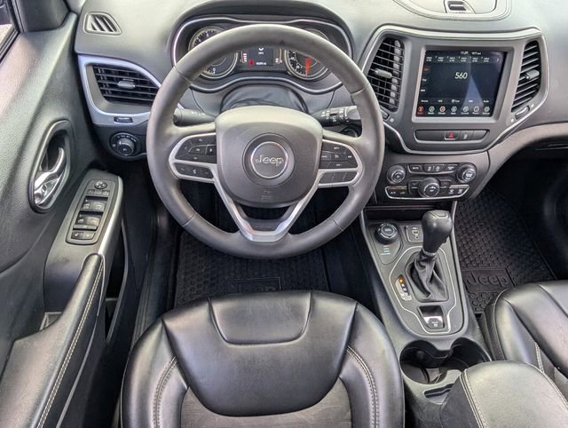 Used 2022 Jeep Cherokee Latitude image 11