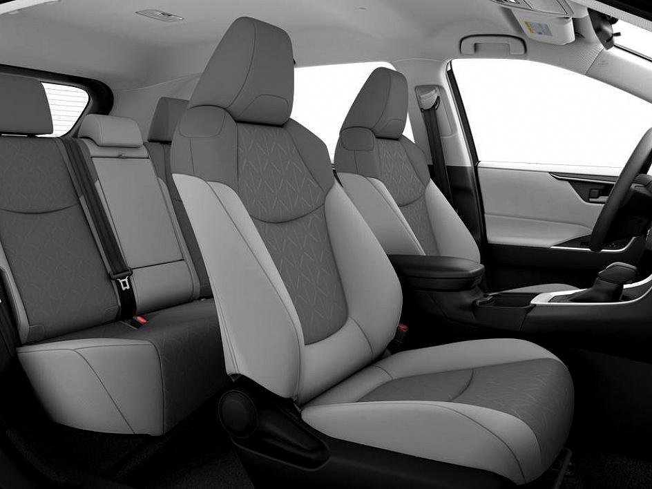 New 2025 Toyota RAV4 XLE image 20