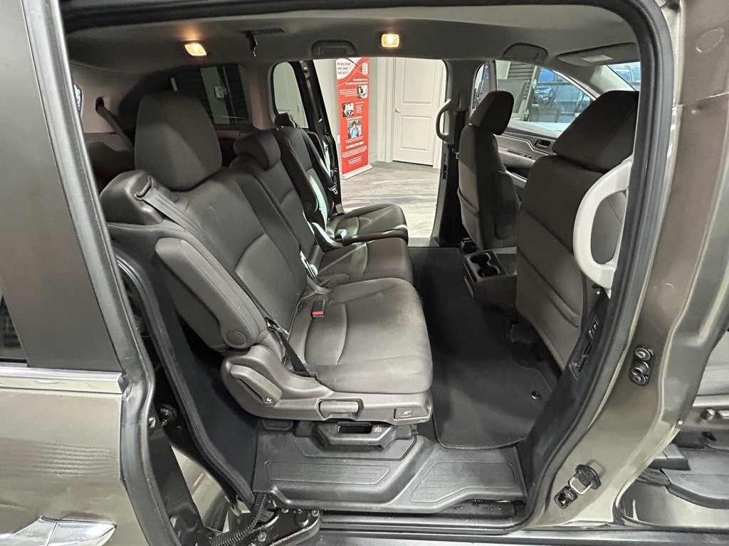 Used 2019 Honda Odyssey EX image 43