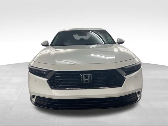 Used 2023 Honda Accord EX-L image 3