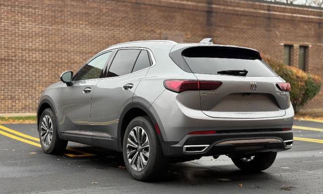 Used 2024 Buick Envision Preferred image 11