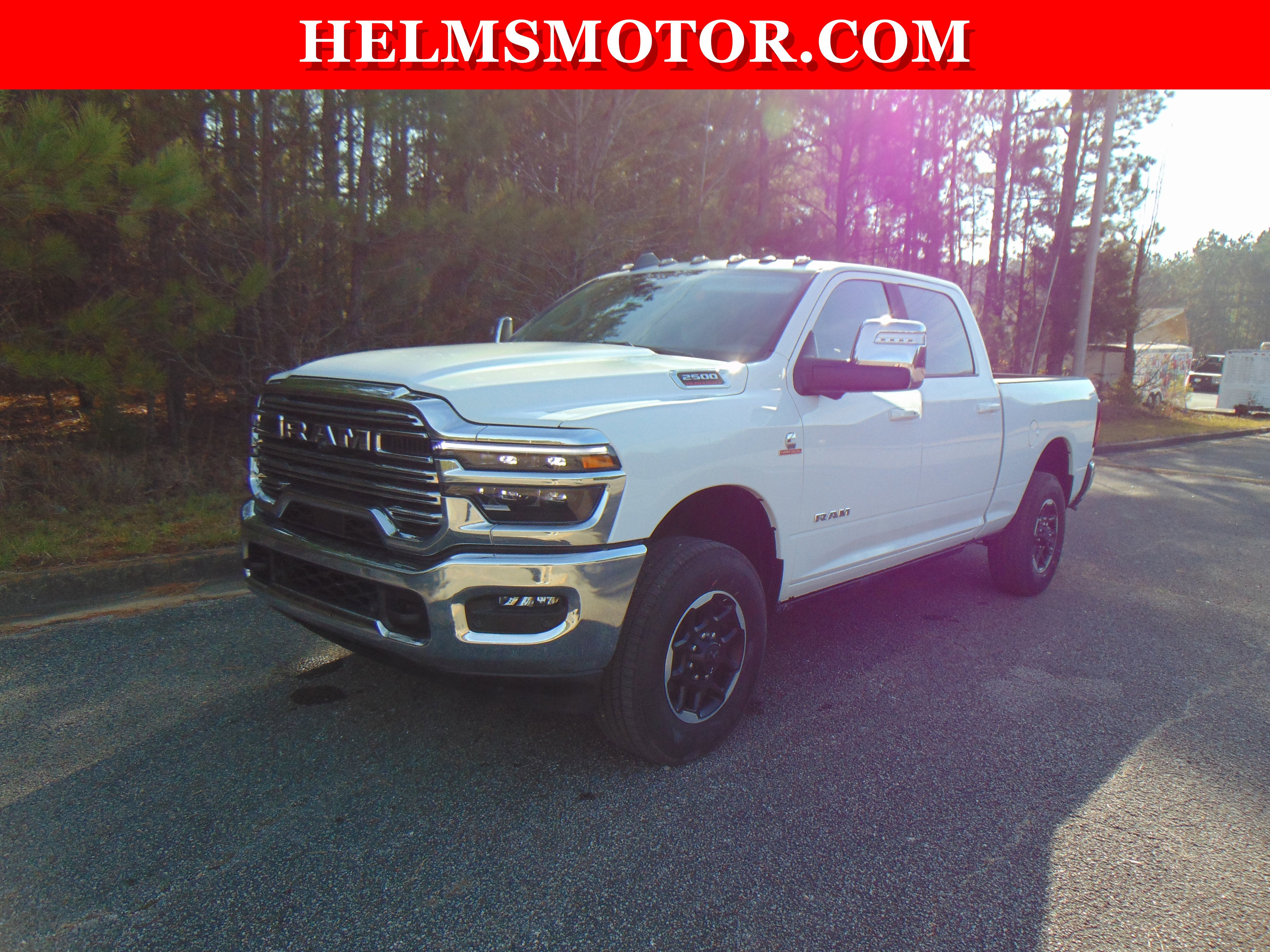 New 2025 RAM 2500 Laramie AWD/4WD image 12
