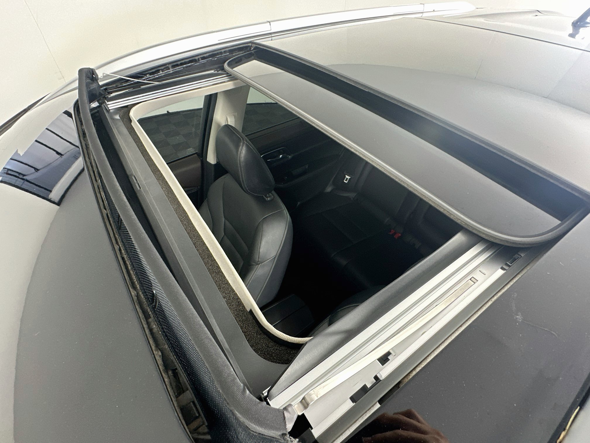 Used 2021 Nissan Rogue SL FWD image 25