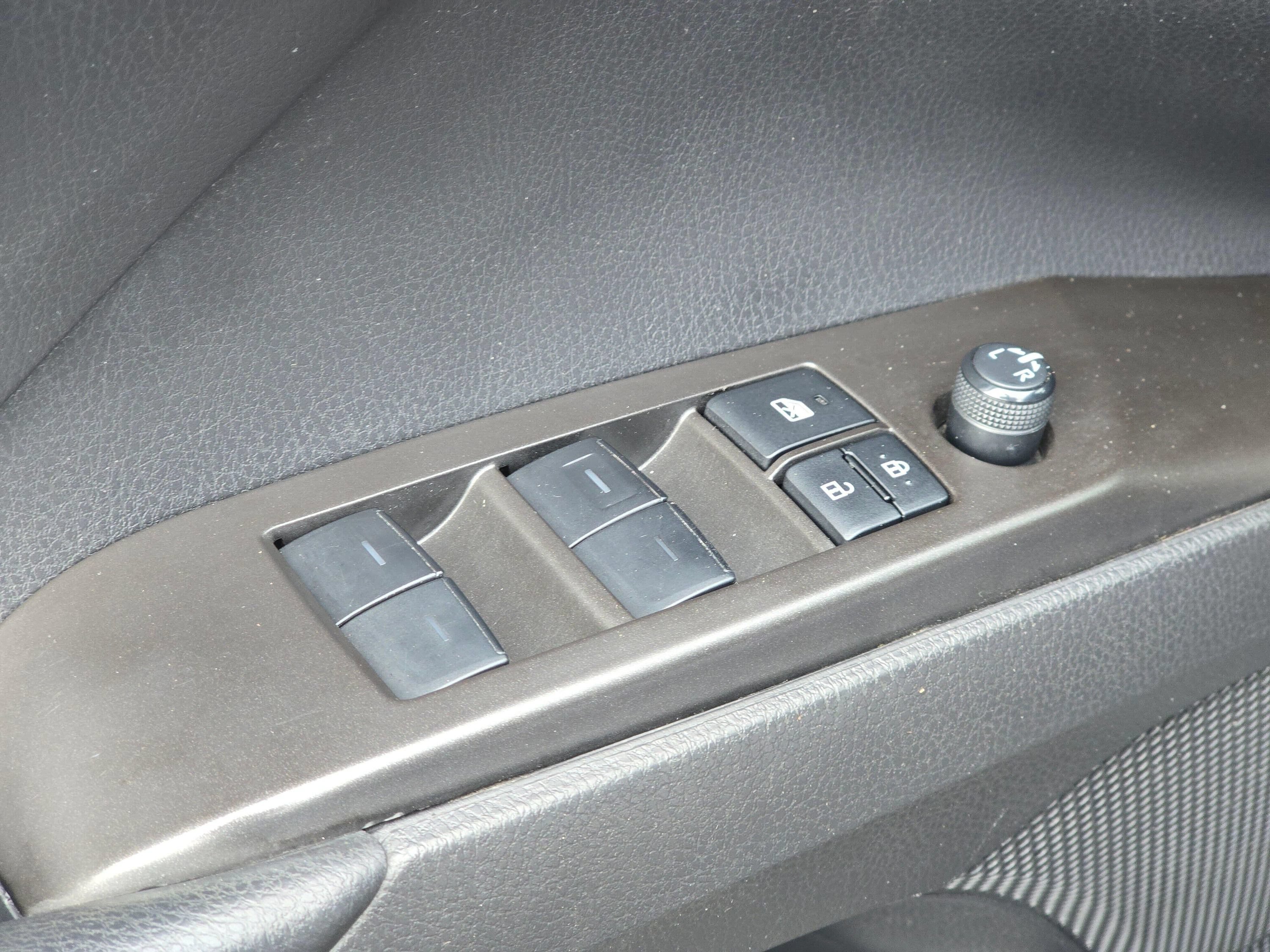 Used 2022 Toyota Camry SE w/ TRD Appearance Package (TMS) FWD image 30