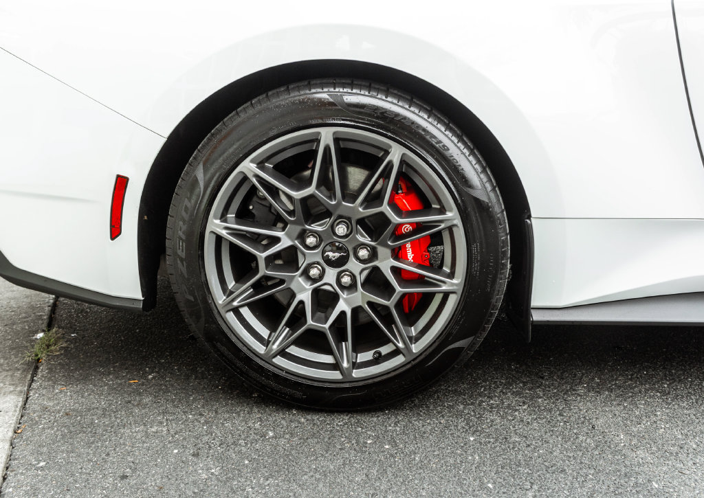 Used 2024 Ford Mustang GT Premium w/ GT Performance Package RWD image 25
