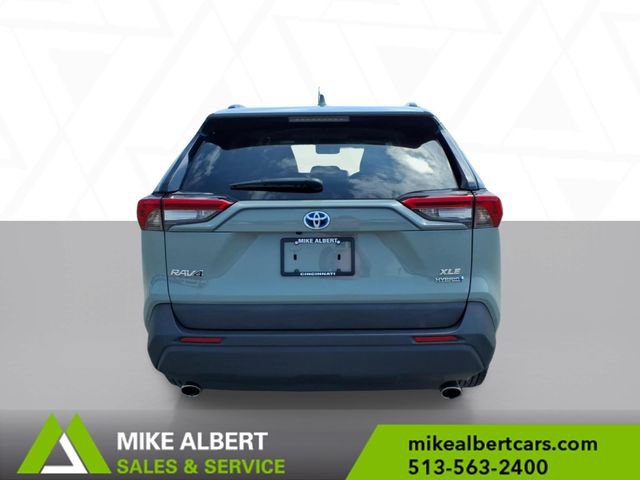 Used 2021 Toyota RAV4 XLE AWD/4WD image 6