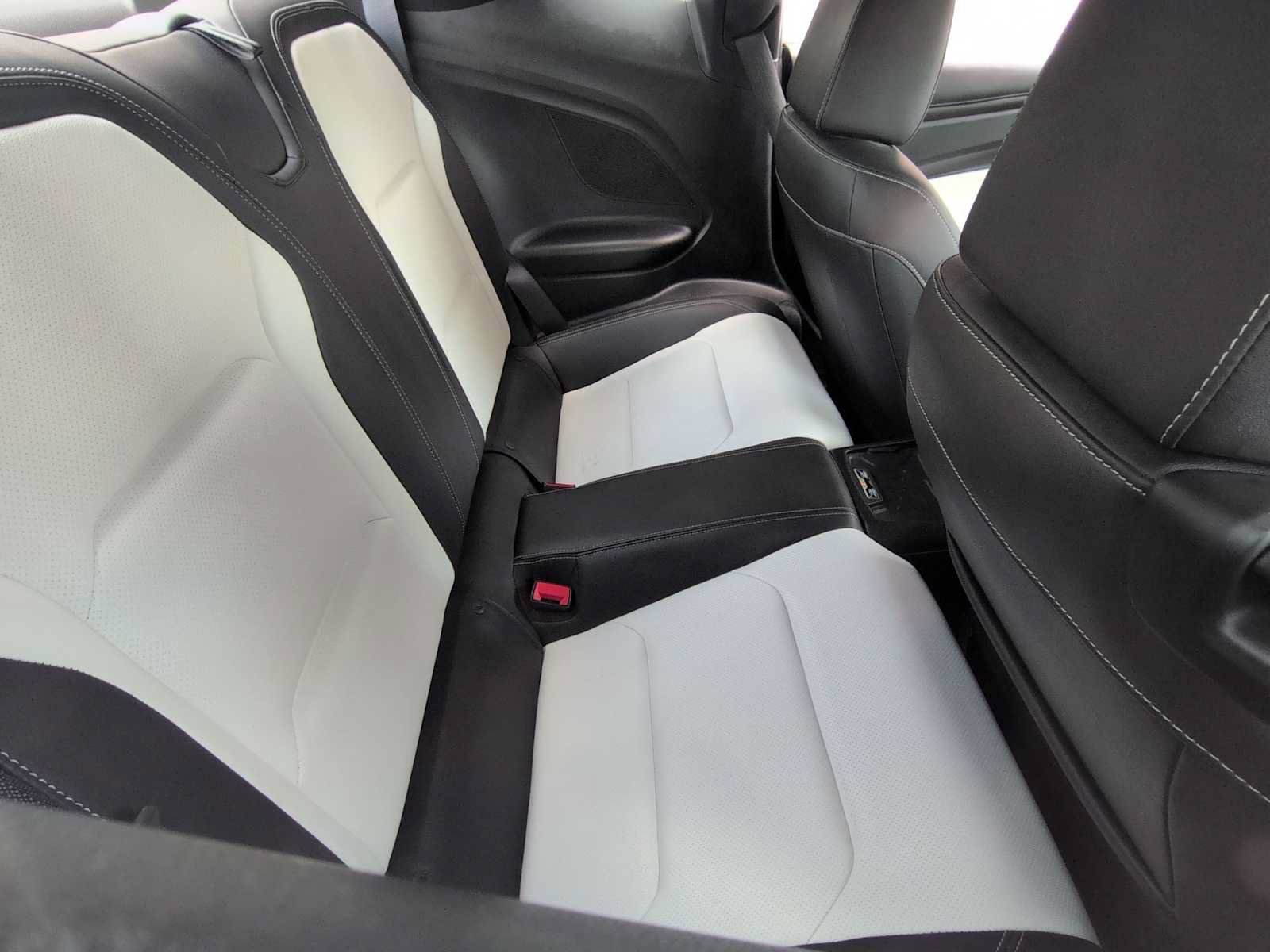 Used 2016 Chevrolet Camaro SS RWD image 20