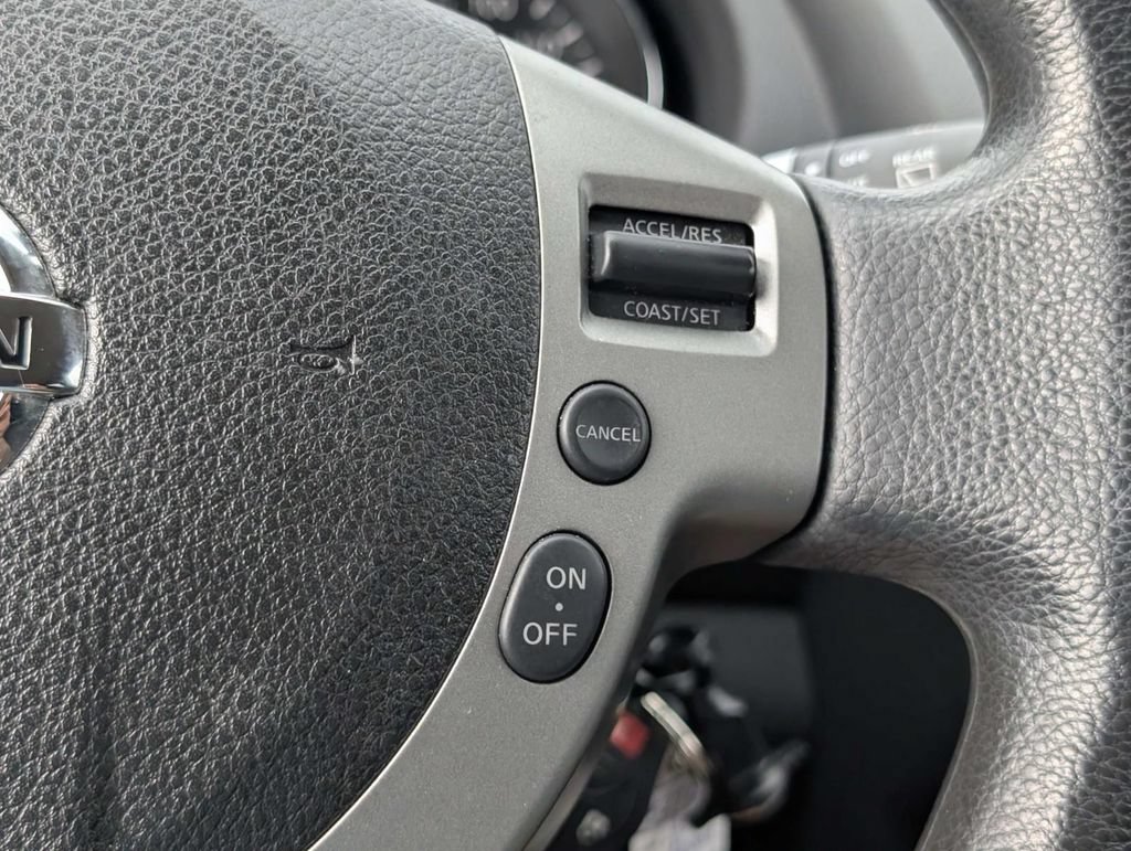 Used 2013 Nissan Rogue S w/ Special Edition Pkg FWD image 30