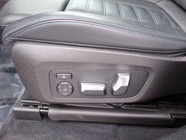 Used 2019 BMW X4 M40i w/ Executive Package image 16