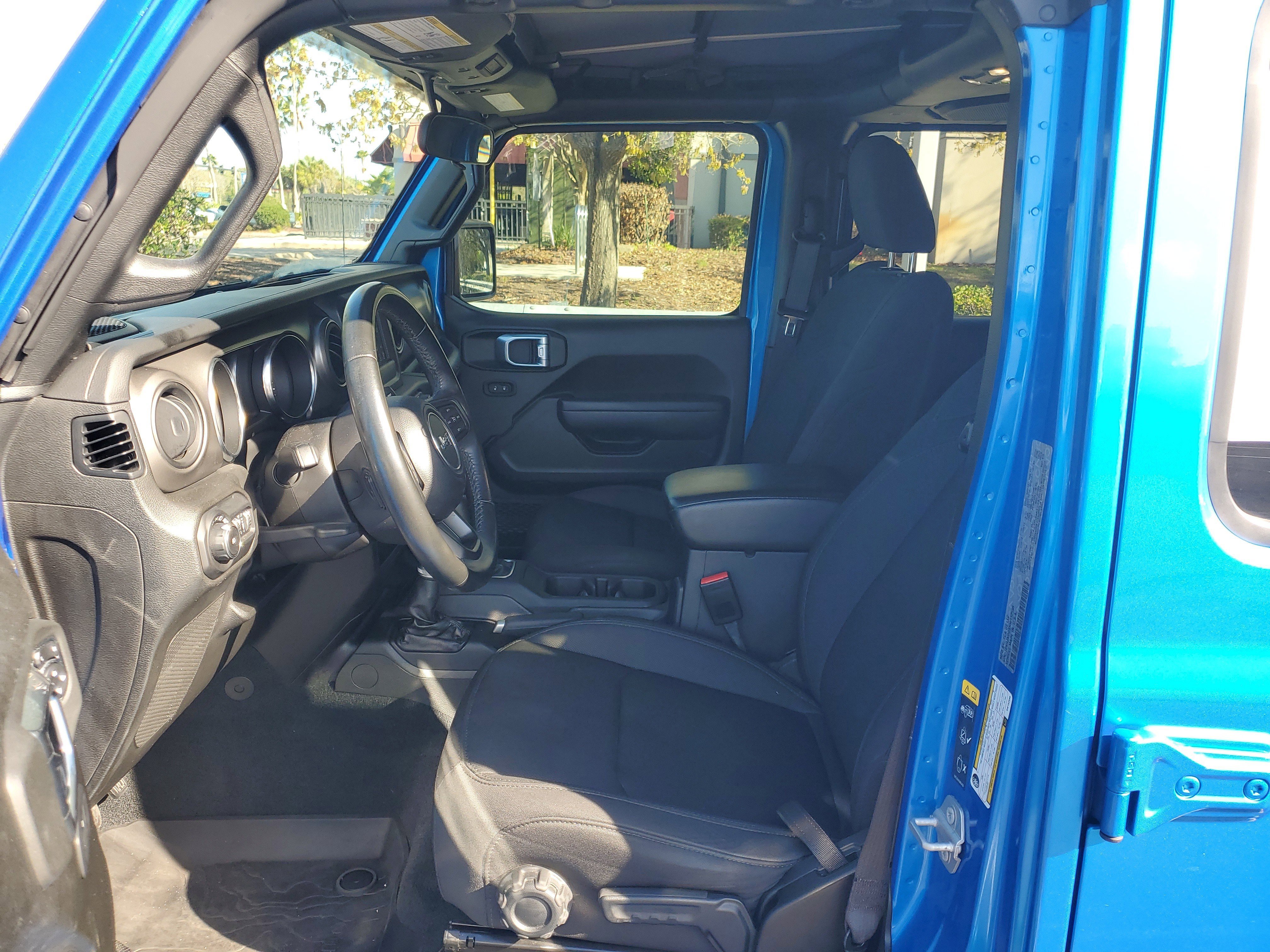 Used 2022 Jeep Wrangler Unlimited Sport image 11