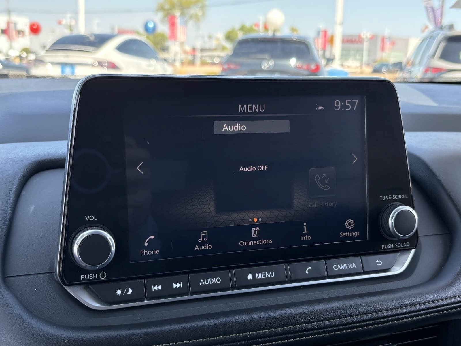 Used 2024 Nissan Rogue SV FWD image 23