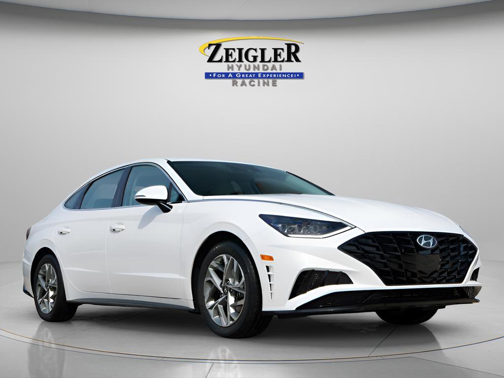 Certified 2023 Hyundai Sonata SEL w/ Preferred Accessory Package
