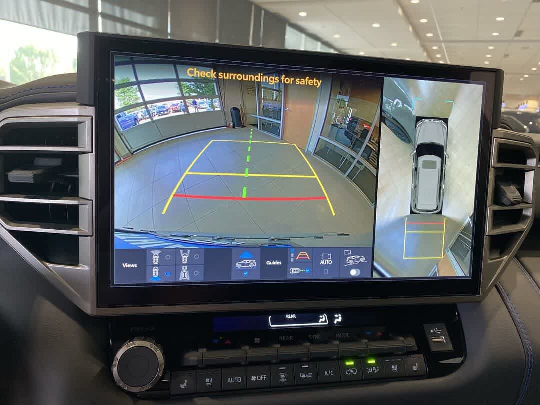 New 2026 Toyota Sequoia Platinum AWD/4WD image 20