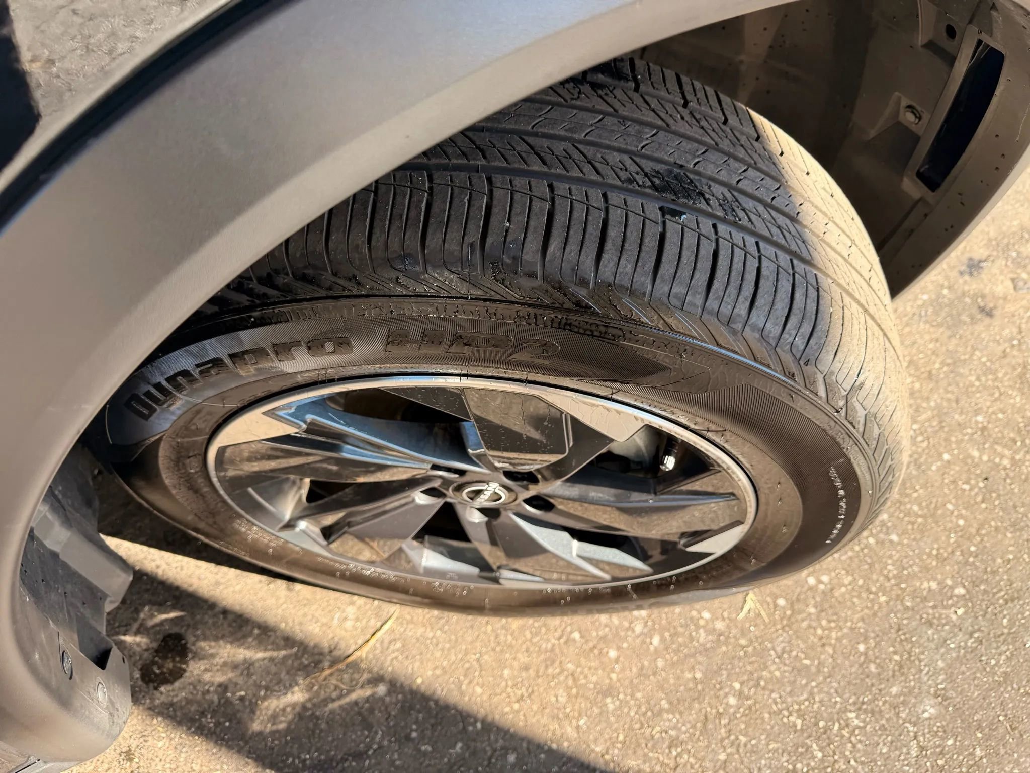 Used 2025 Nissan Rogue SV image 98