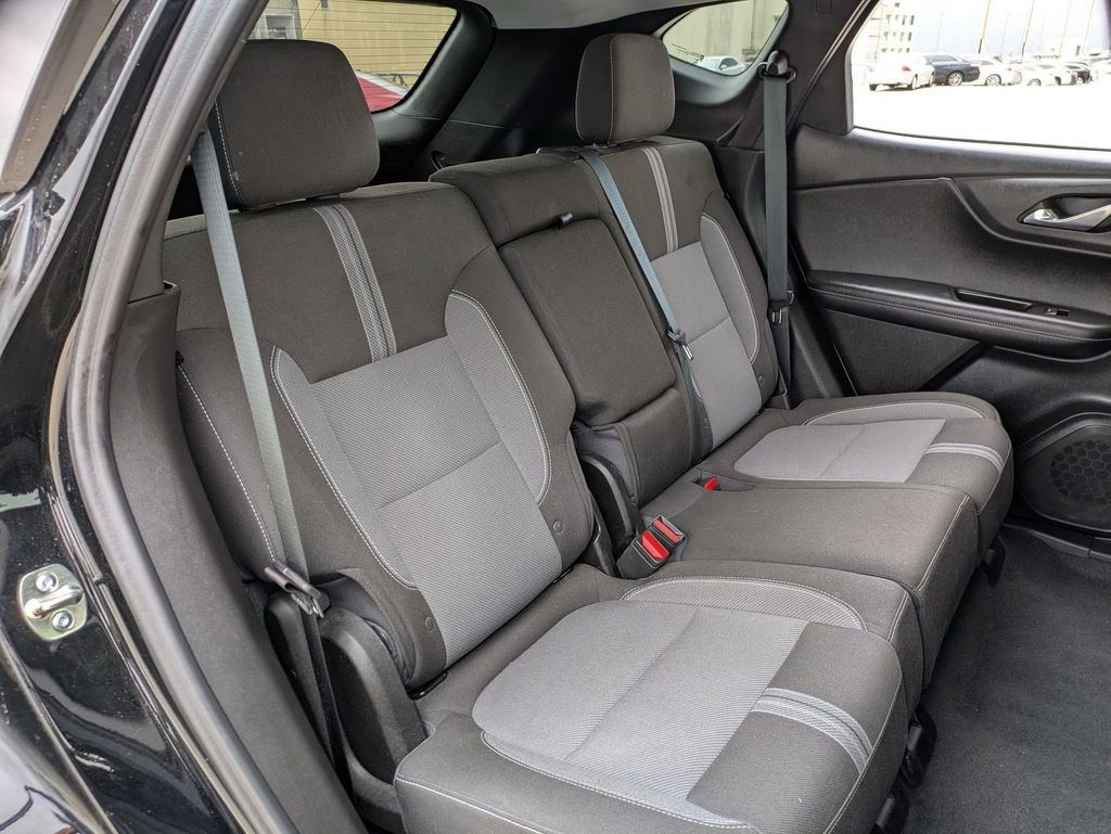 Used 2025 Chevrolet Blazer LT AWD/4WD image 27