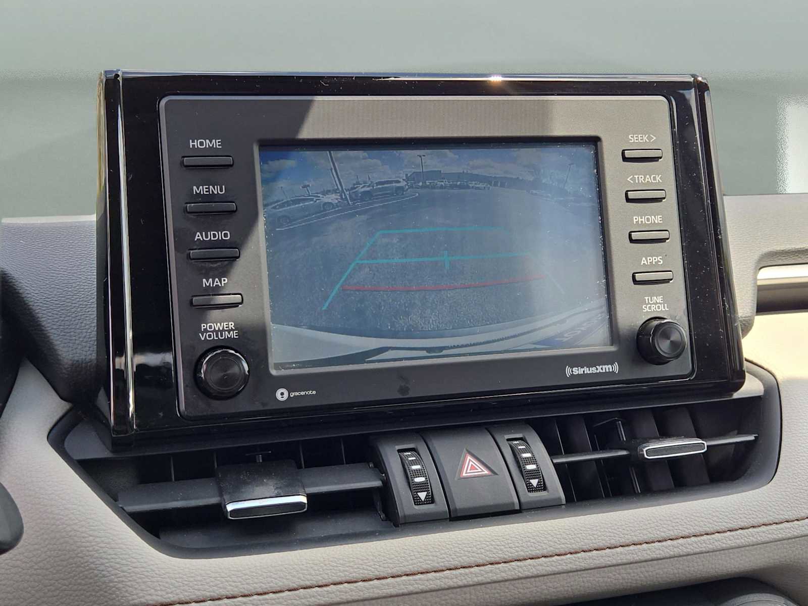 Used 2020 Toyota RAV4 XLE Premium image 27