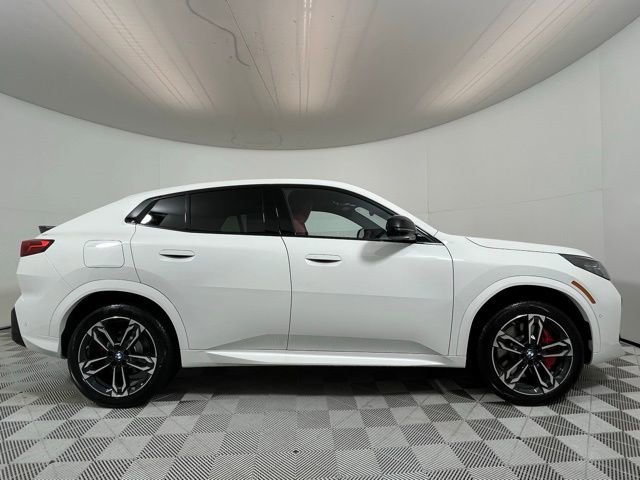 Used 2025 BMW X2 xDrive28i w/ Premium Package AWD/4WD image 8