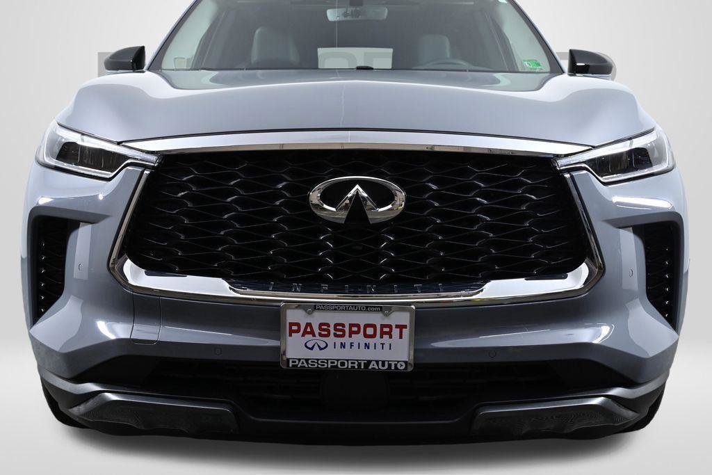 Certified 2025 INFINITI QX60 Sensory w/ Cargo Package image 2