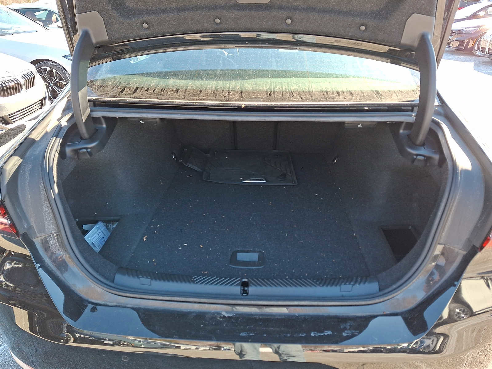 Used 2024 BMW i5 eDrive40i w/ Premium Package image 30