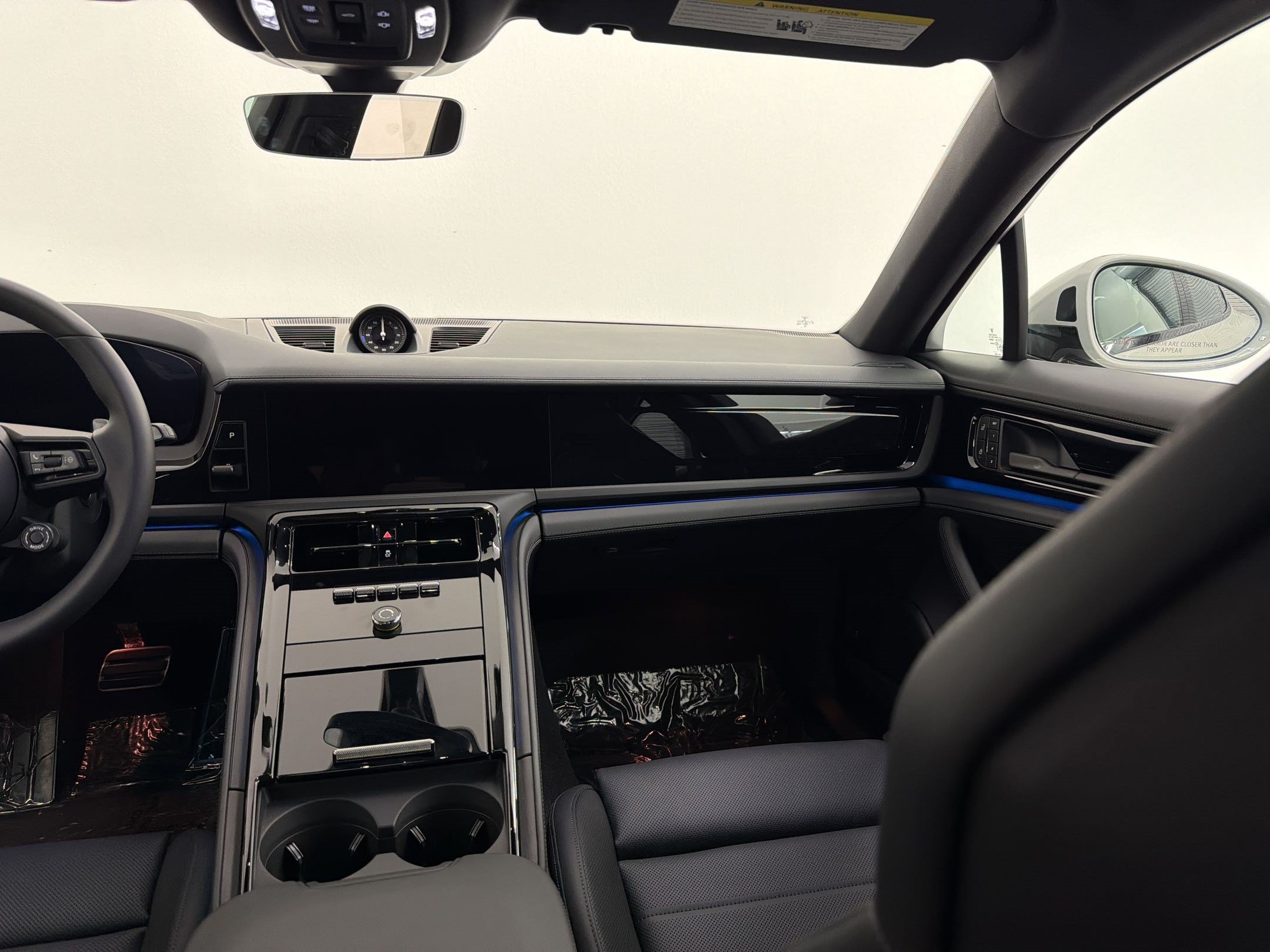 New 2026 Porsche Panamera image 31