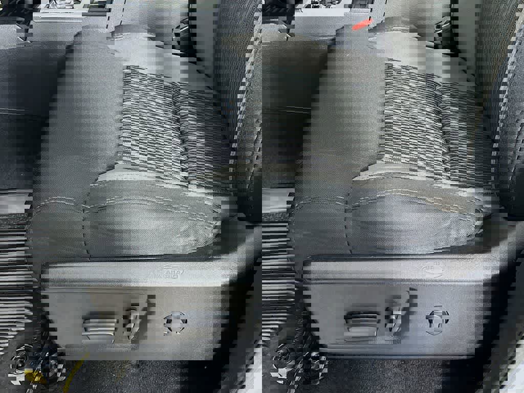 Used 2019 Toyota Tundra SR5 image 29