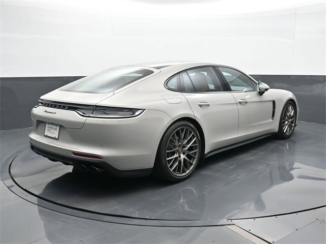 Used 2023 Porsche Panamera 4 Platinum Edition image 23