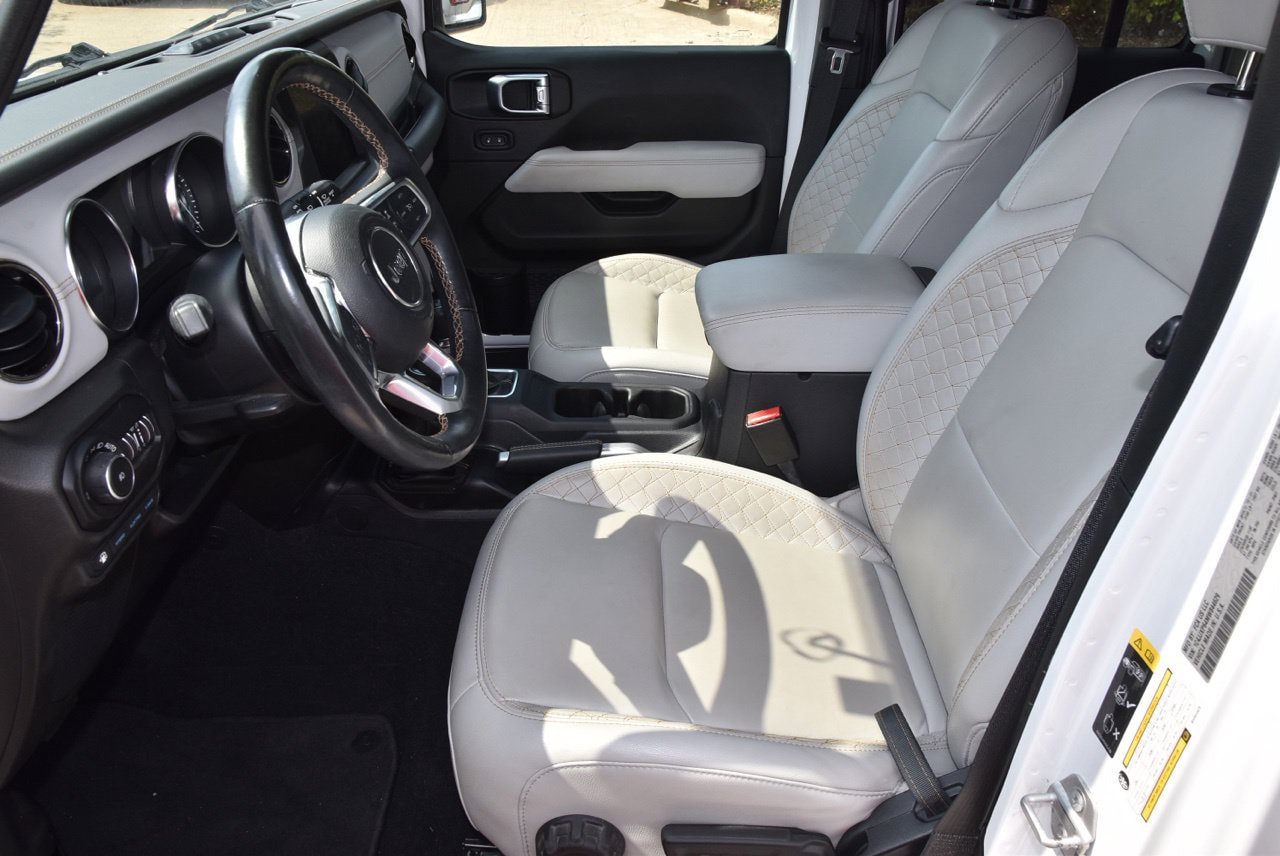 Used 2021 Jeep Wrangler Unlimited Sahara AWD/4WD image 9