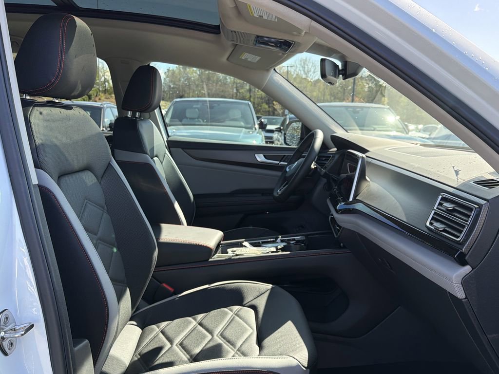 New 2026 Volkswagen Atlas Peak Edition AWD/4WD image 22