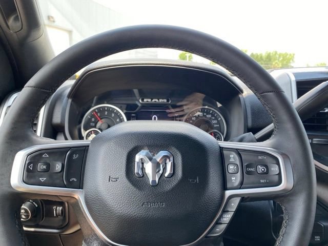 Used 2025 RAM 2500 Big Horn AWD/4WD image 14