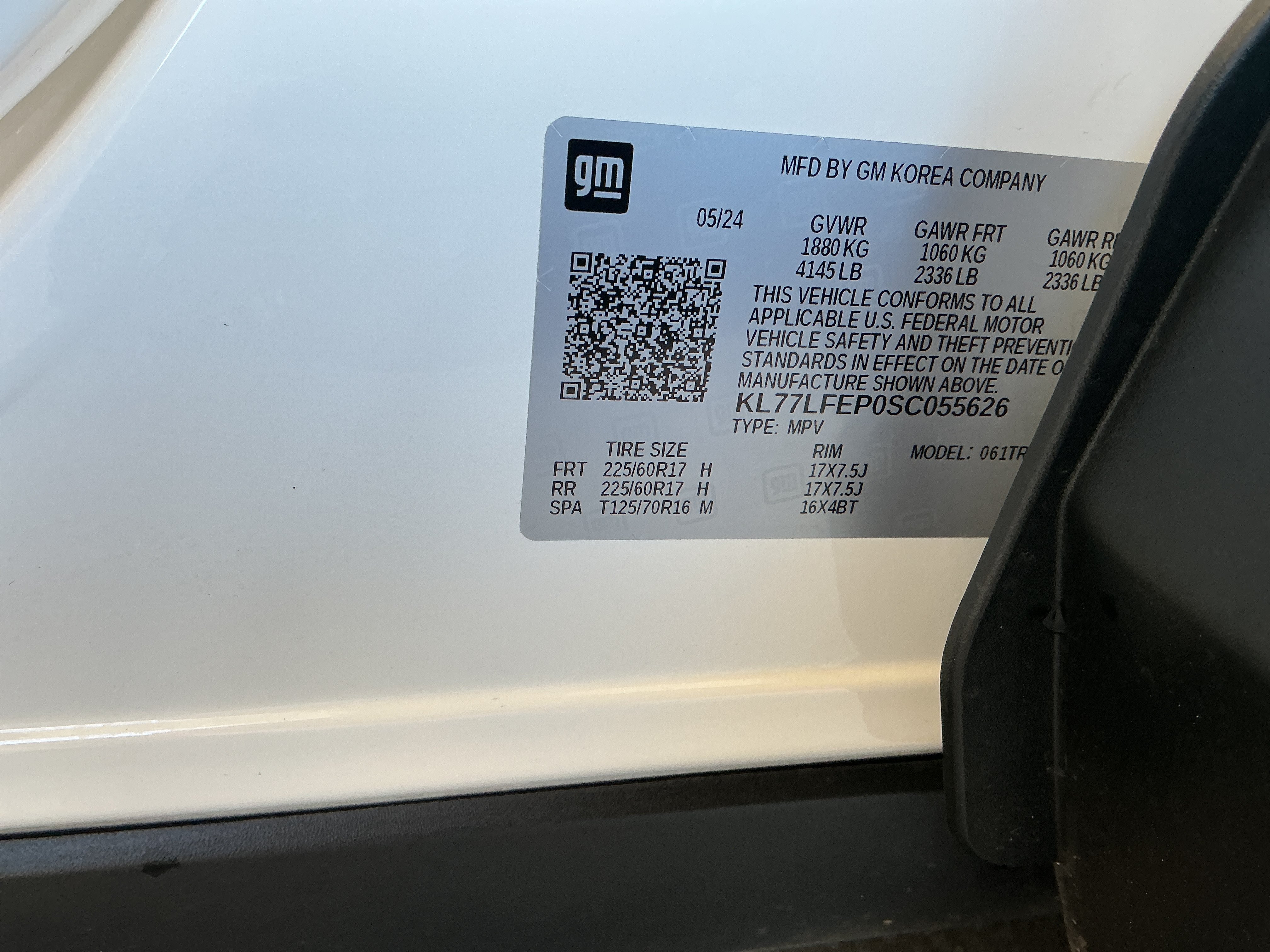 Used 2025 Chevrolet Trax LS w/ LS Convenience Package FWD image 39