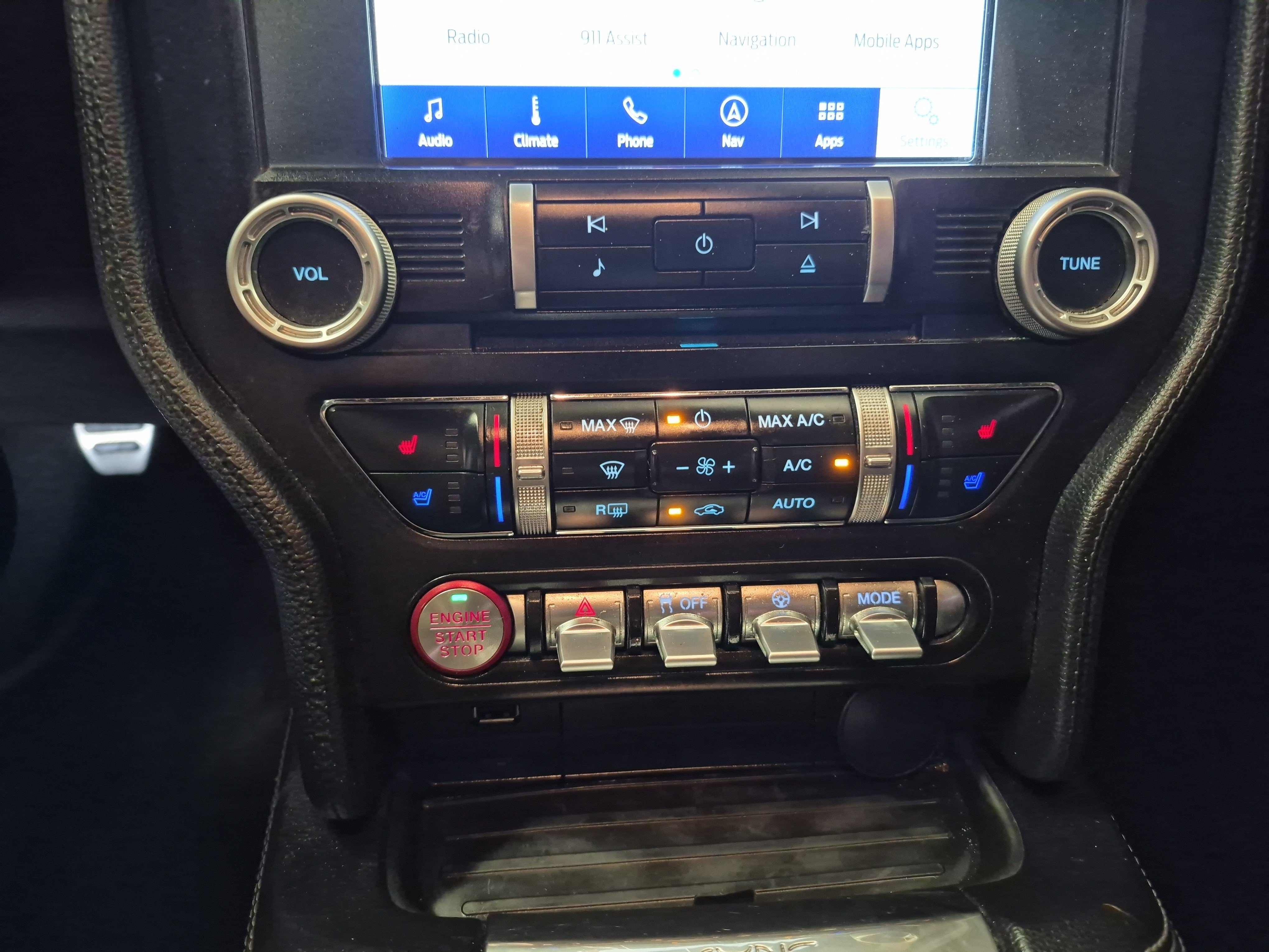 Used 2021 Ford Mustang GT Premium w/ Equipment Group 401A RWD image 26