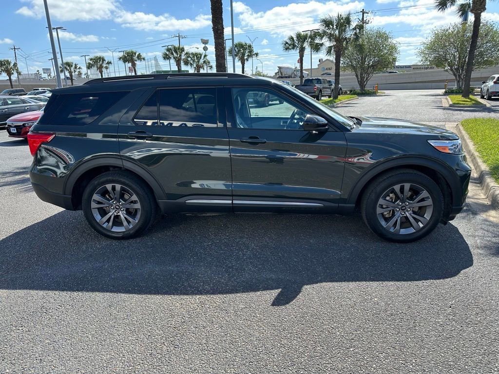 Used 2023 Ford Explorer XLT w/ Equipment Group 202A RWD image 7