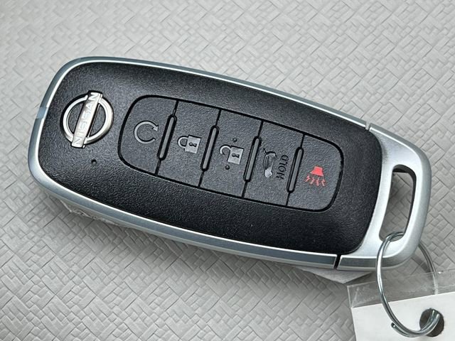 New 2026 Nissan Rogue SV image 32