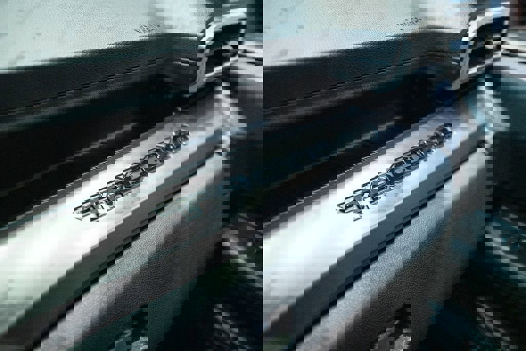 Certified 2025 Toyota Tacoma TRD Off-Road image 37