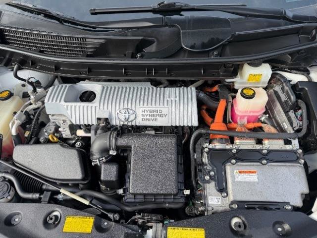 Used 2012 Toyota Prius V Two image 10