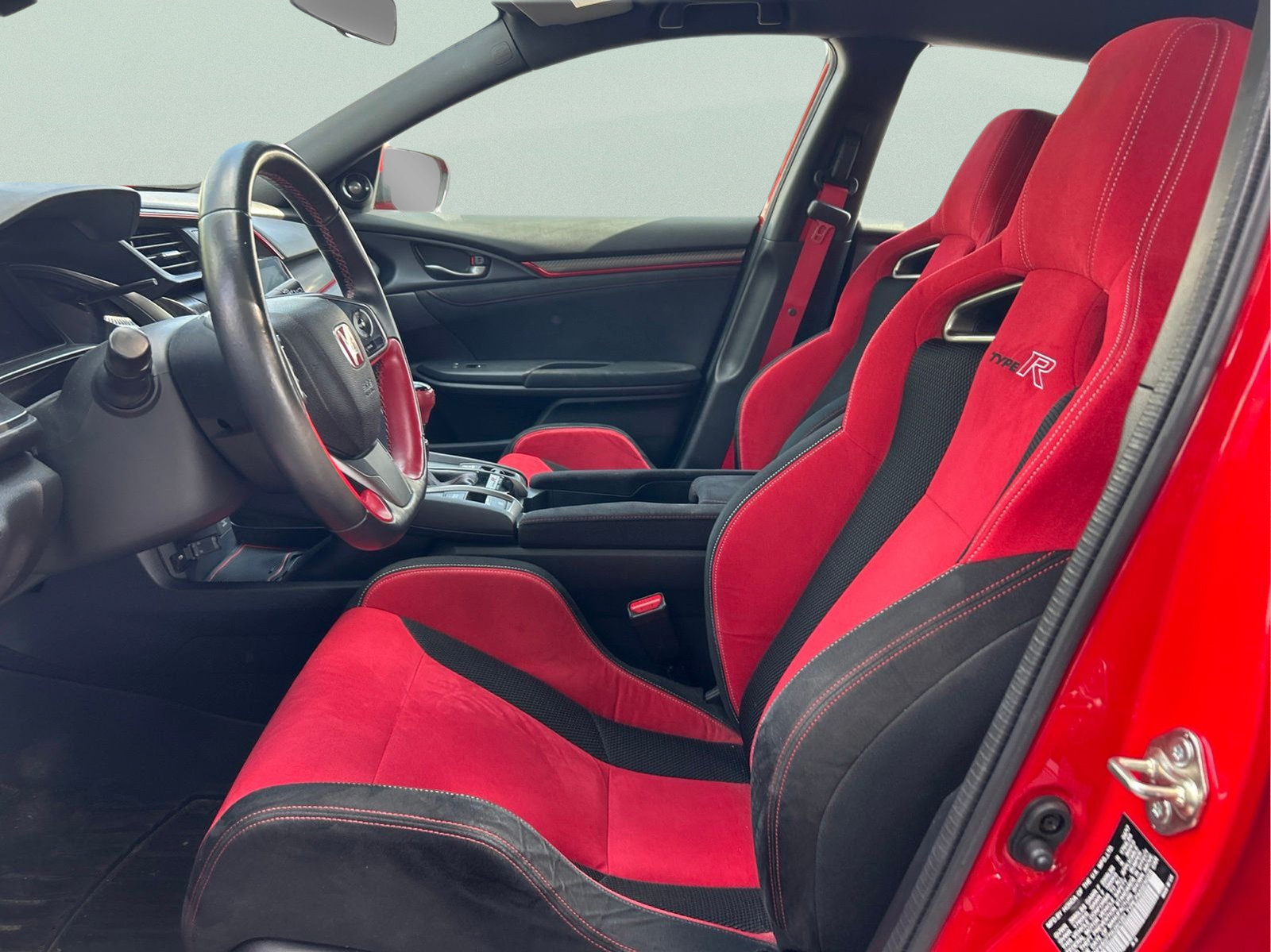 Used 2017 Honda Civic Type R image 9