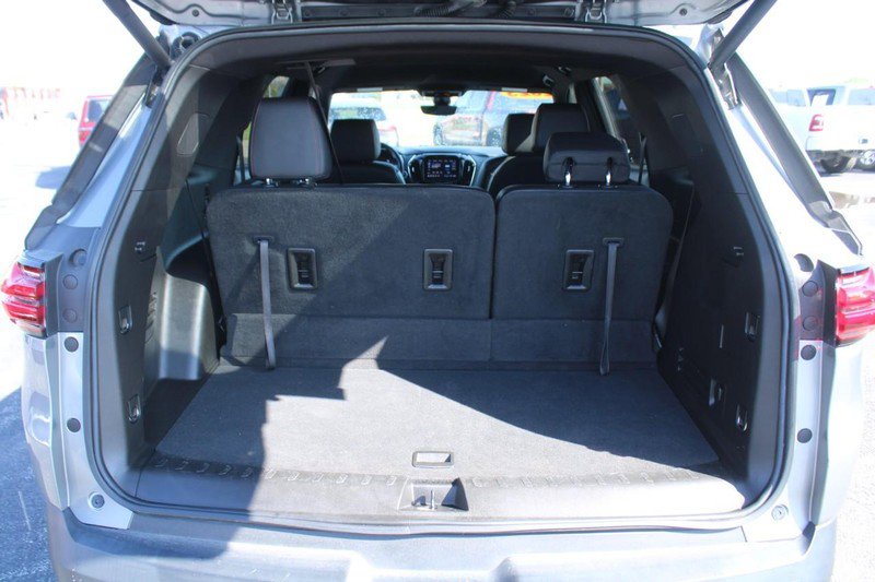 Used 2023 Chevrolet Traverse RS FWD image 6
