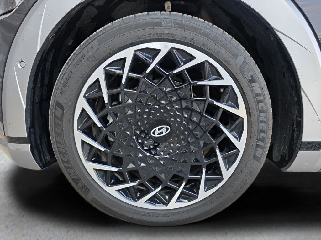 Certified 2024 Hyundai Ioniq 5 Limited image 11
