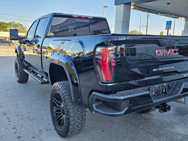 Used 2024 GMC Sierra 2500 AT4 w/ Technology Package AWD/4WD image 3