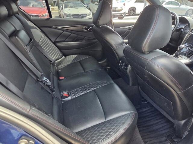 Used 2018 INFINITI Q50 Red Sport 400 w/ Sensory Package (Sport) image 18