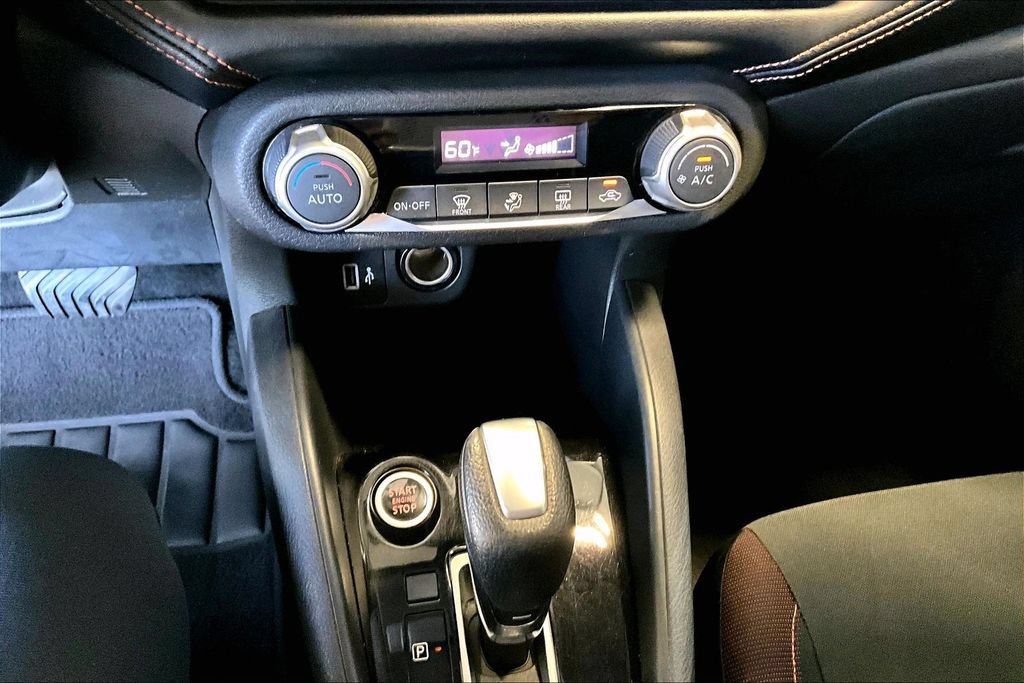 Used 2020 Nissan Versa SR FWD image 11