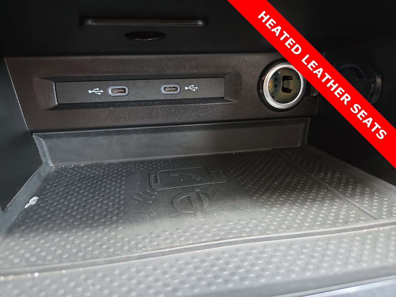 Used 2024 Volkswagen Tiguan Wolfsburg Edition image 22