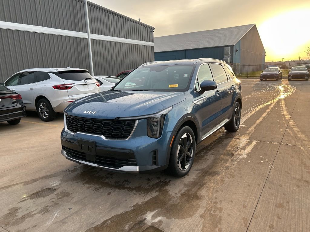 Used 2025 Kia Sorento EX image 1