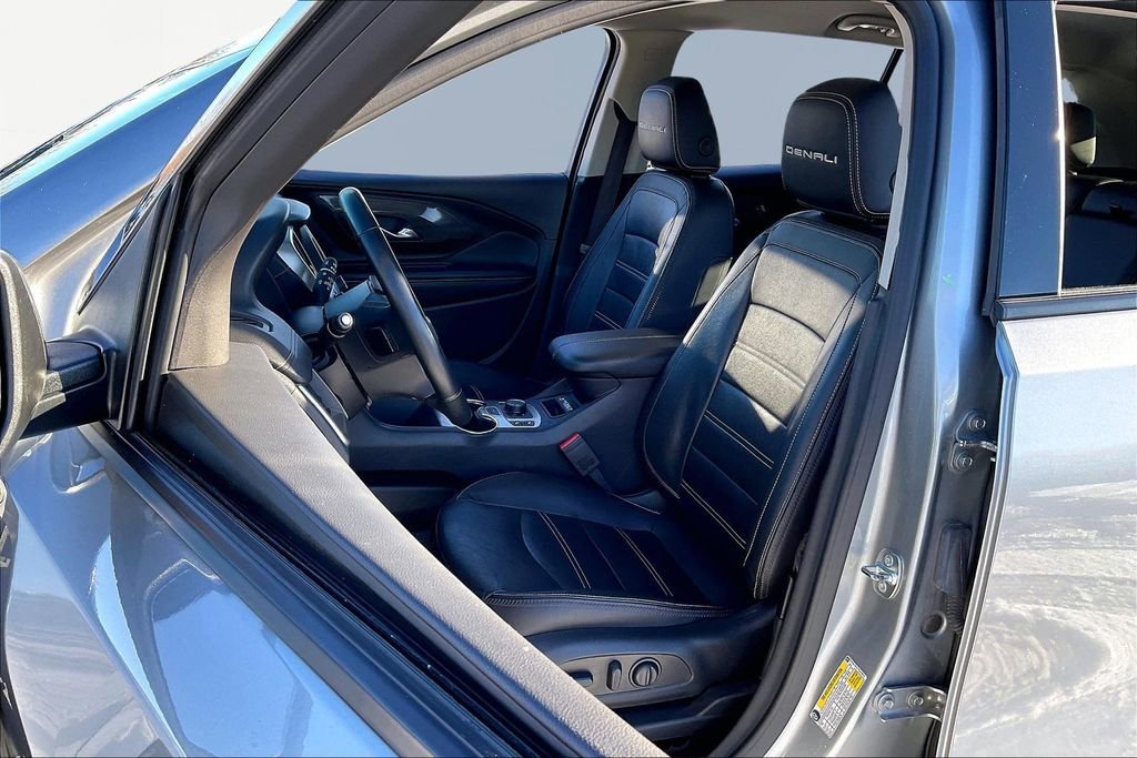Used 2024 GMC Terrain Denali image 22