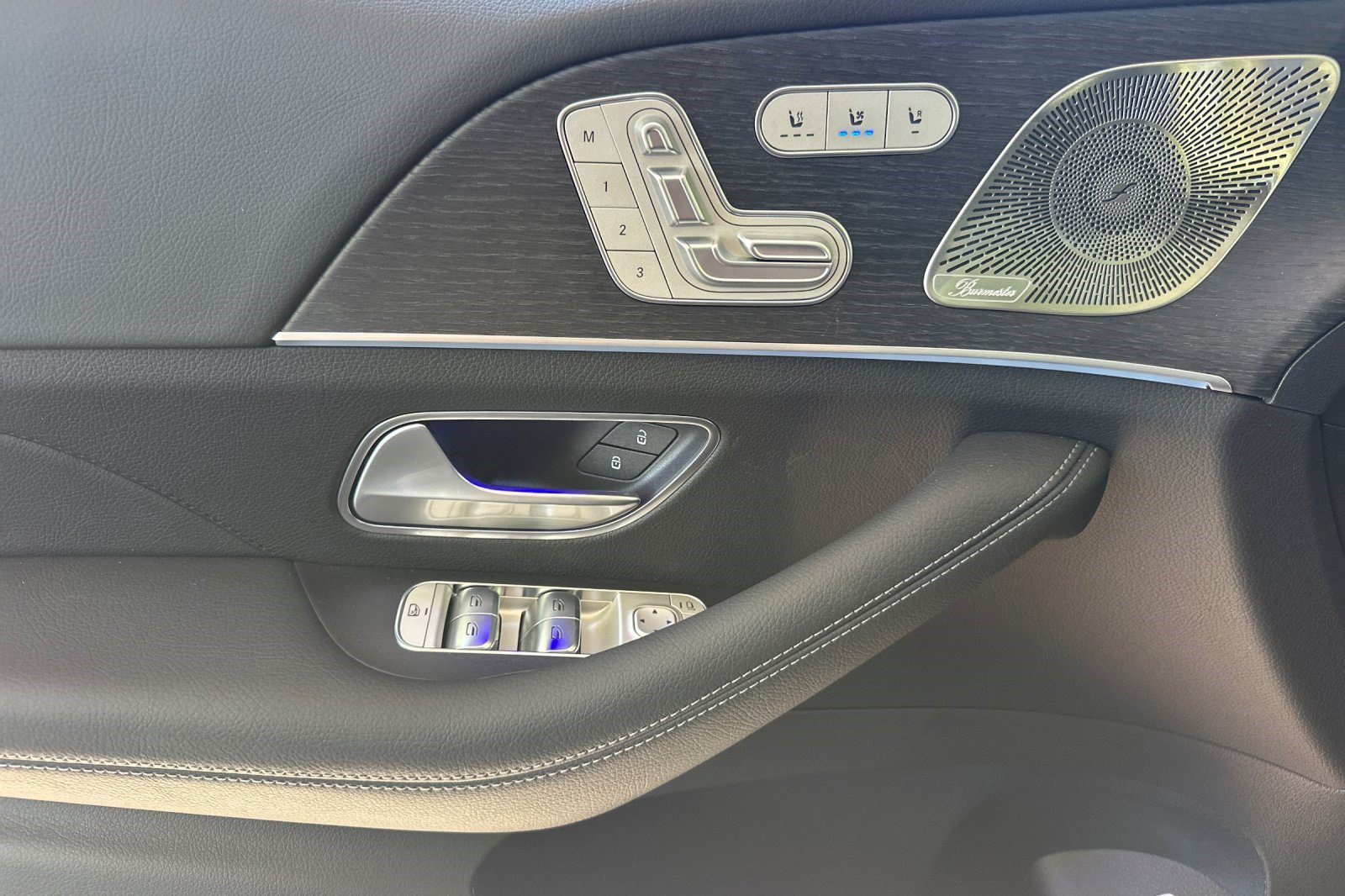 New 2026 Mercedes-Benz GLE 580 4MATIC image 14