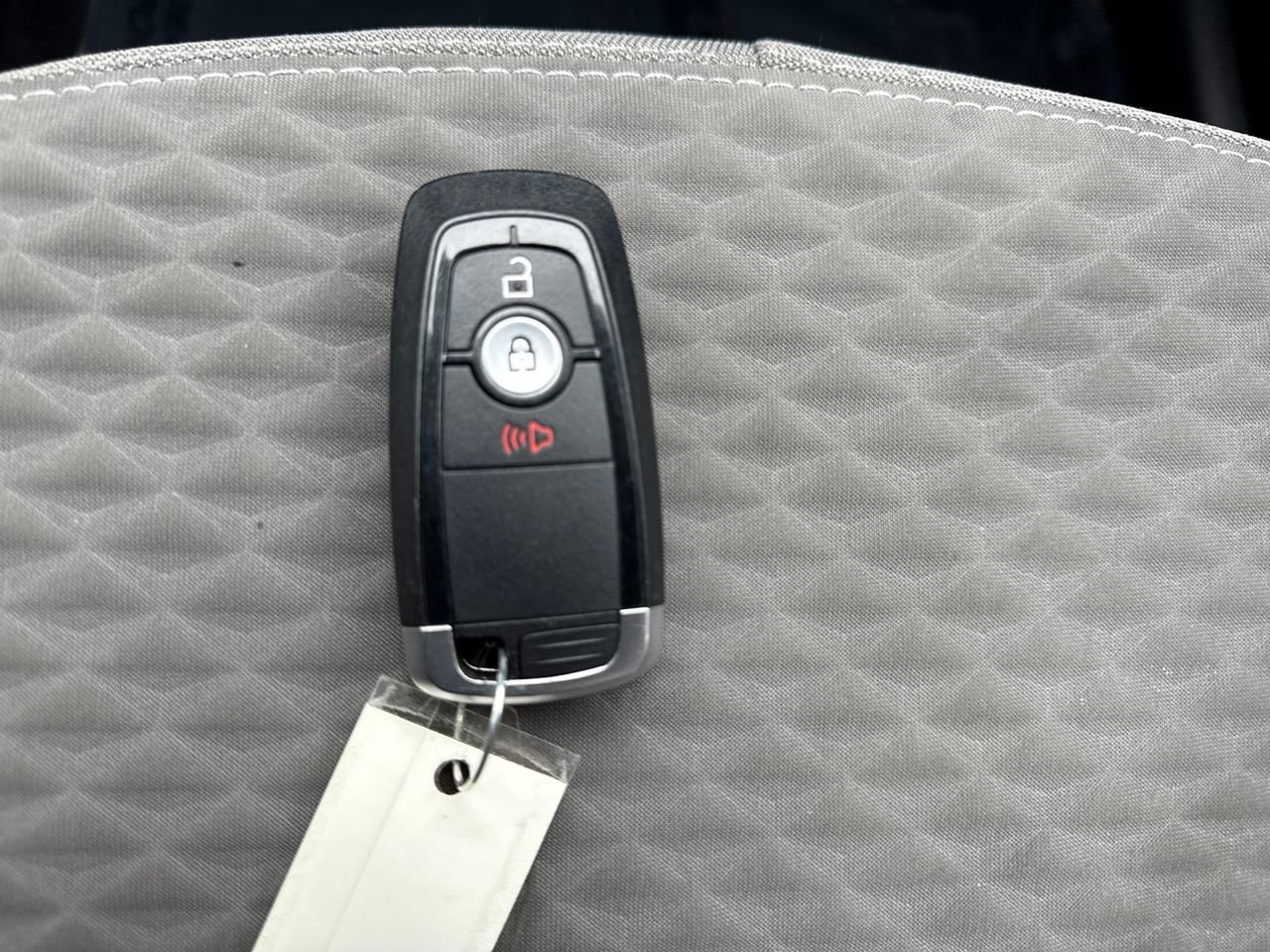 Used 2022 Ford Escape SE image 25