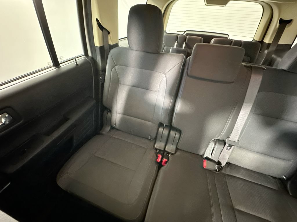 Used 2019 Ford Flex SE FWD image 12