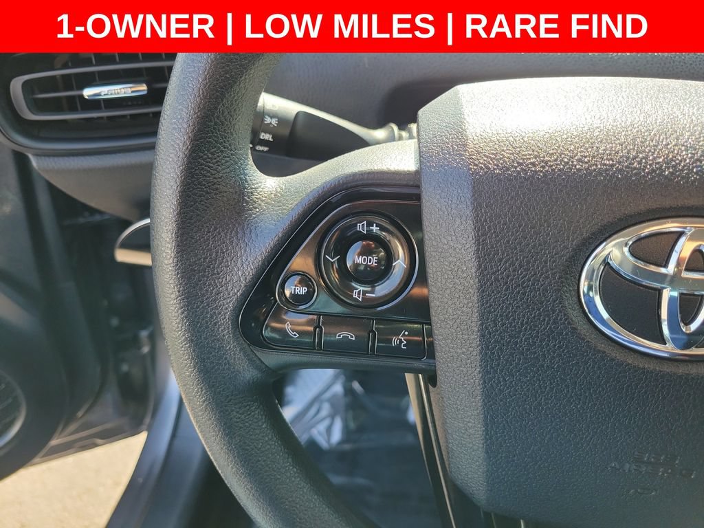 Used 2022 Toyota Prius LE FWD image 26